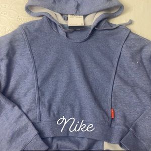 Nike Cropped Sweater